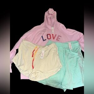 Sundry NWT L/XL Bundle raglan Love hoodie and 2 pair shorts